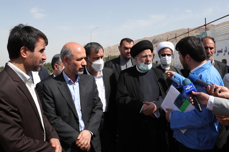 آیت‌الله رئیسی: توسعه پتروشیمی خراسان نیازمند کار جهادی و انقلابی است