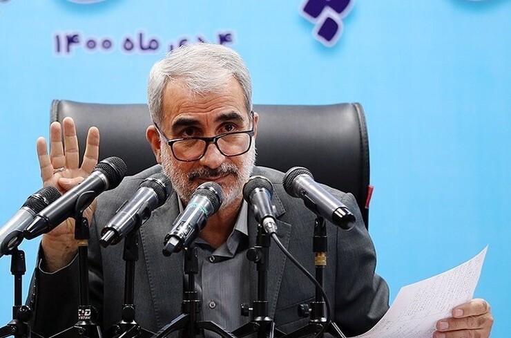وزیر آموزش و پرورش با بیان اینکه نظام رتبه‌بندی فقط شعار بود، اما امروز در شرف اجرا است، گفت: بابت تاخیر آن عذرخواهی می‌کنم، اما همت دولت و مجلس بر اجرای آن است.