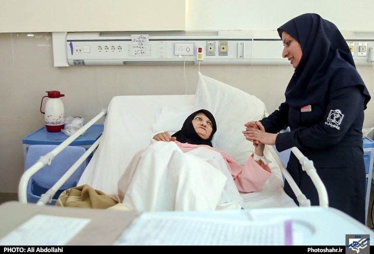 رئیس کمیسیون بهداشت مجلس گفت: پنج هزار میلیارد تومان اعتبار در لایحه بودجه ۱۴۰۱ برای اجرای قانون تعرفه گذاری پرستاری اختصاص یافت.