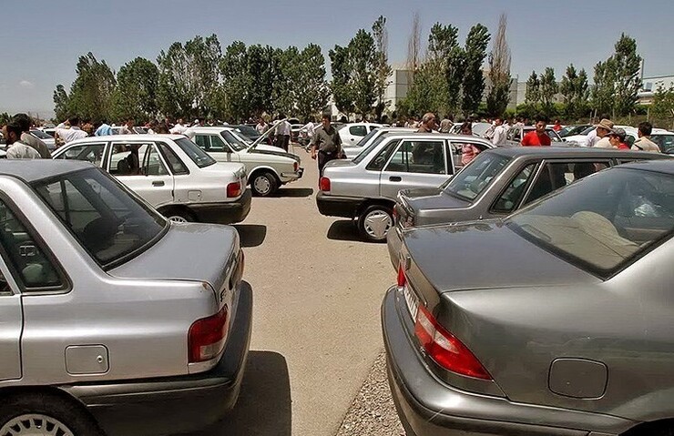 رصد بازار نشان می‌دهد پیکان، پی کی و ماتیز در مشهد همچنان متقاضی دارند.