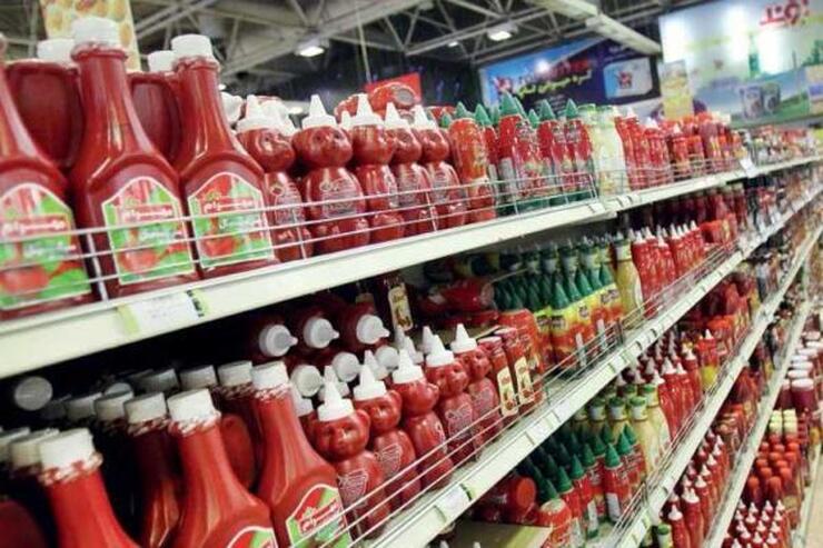 دبیر انجمن صنایع تبدیلی در خراسان رضوی گفت: درخواست اجرای مصوبه افزایش قمیت رب گوجه فرنگی از سوی وزارت جهاد کشاورزی به دلیل احساس کمبود در بازار و جلوگیری از آن صورت گرفته است. هم اکنون میانگین قیمت مصرف‌کننده در هر قوطی رب گوجه فرنگی بین ۳۶ الی ۳۹ هزار تومان است و در مصوبه جدید قیمت آن به ۴۵ هزار تومان خواهد رسید.