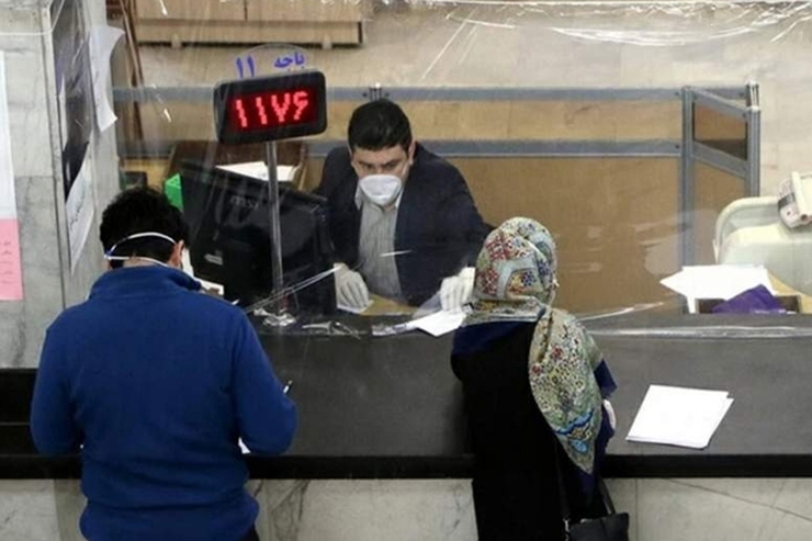 در روزهای گذشته، نامه درخواست معاون دادستان مشهد برای ممنوعیت ارائه خدمات به افراد بدحجاب در اداره‌ها و بانک‌ها، حواشی بسیاری را به همراه داشت.
