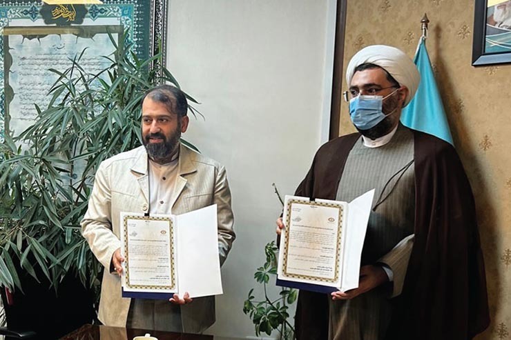 سازمان بازآفرینی فضا‌های شهری شهرداری مشهد و اداره کل کتابخانه‌های استان تفاهم نامه همکاری امضا کردند.
