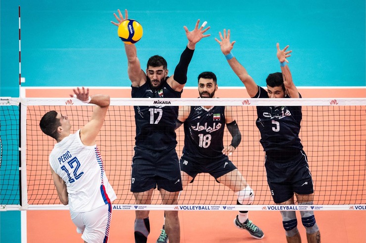 مردان والیبال ایران در هفته پایانی مرحله مقدماتی لیگ ملت‌ها ۲۰۲۲ صعود چشمگیری در جدول برترین بازیکنان نسبت به هفته نخست این رقابت‌ها داشتند.