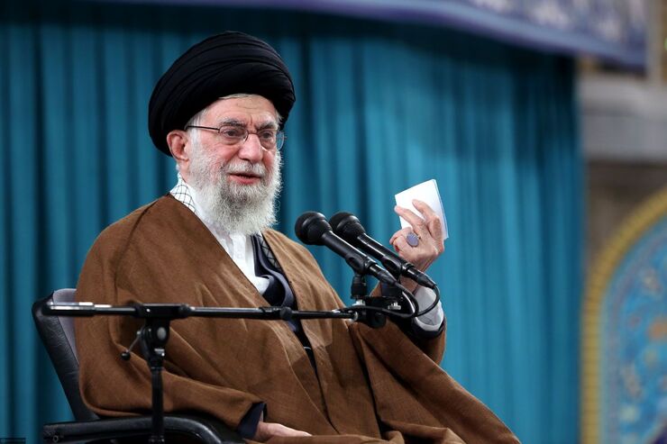رهبر معظم انقلاب اسلامی در پیام به اختتامیه جشنواره ملی و بین‌المللی سرود فجر بر زبده‌گزینی در شعر، صدا و آهنگ در سرود‌ها و انتخاب موضوعات اسلامی، انقلابی و ملی تأکید کردند.