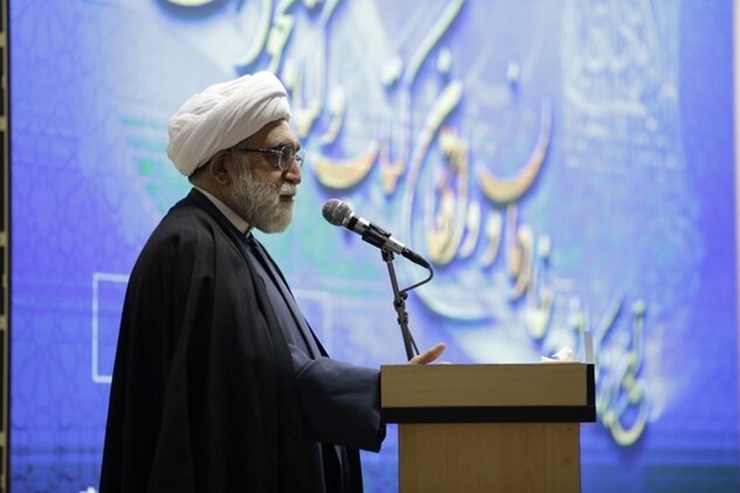 تولیت آستان قدس رضوی عید سعید غدیر خم را فرصتی ارزنده برای ترویج مهربانی، همدلی و محبت در جامعه دانست و از گروه‌های مرجع اجتماعی خواست به ایجاد این مهم در جامعه کمک کنند.