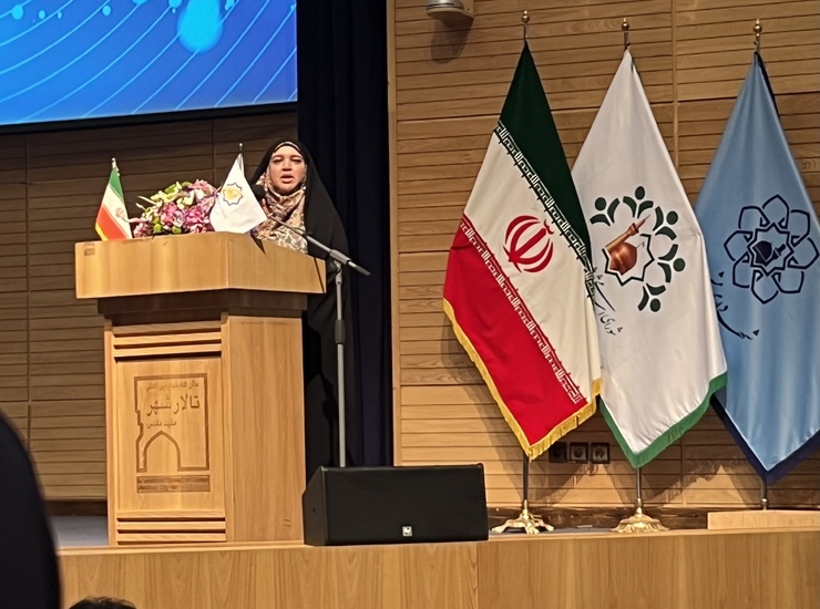 عضو شورای اسلامی شهر مشهد گفت: هوشمندسازی و الکترونیکی‌سازی فرآیندها، بسیاری از مسائل و مشکلات را برطرف می‌کند و فعالیت سازمان فناوری اطلاعات و ارتباطات موجب تسهیل امور شهروندان می‌شود.