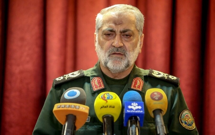 سخنگوی ارشد نیروی‌های مسلح کشورمان گفت: آمریکا و صهیونیست‌ها به خوبی می‌دانند تاوان استفاده از کلمه توسل به زور علیه ایران اسلامی را هم خواهند داد.