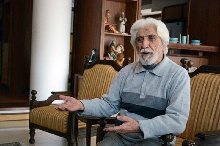 روح‌الله مفیدی بازیگر پیشکسوت، سینما، تئاتر و تلویزیون روز جمعه بر اثر ابتلا به سرطان درگذشت.