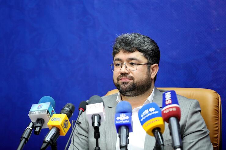 مدیرعامل تامین اجتماعی گفت: از ده ماه پیش تا حالا نه تنها روند استقراض در سازمان تامین اجتماعی متوقف شده بلکه بدهی این سازمان نیز تسویه شده است.
