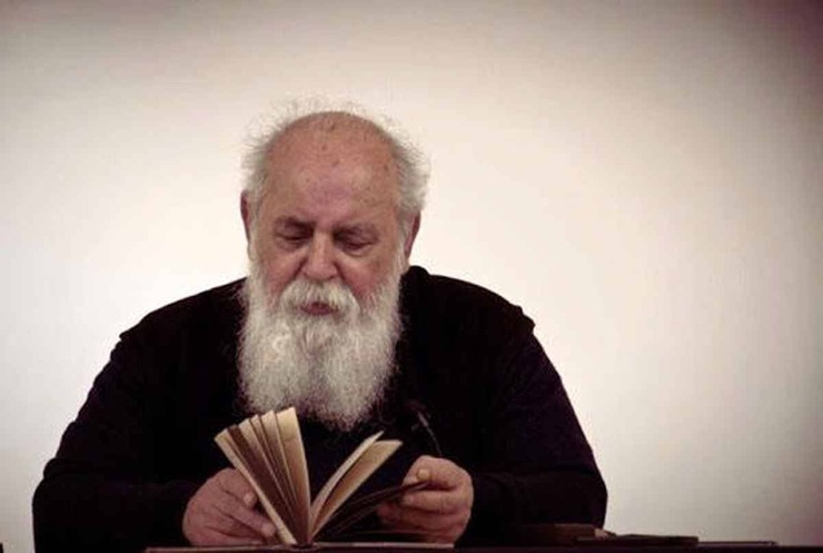 امیرهوشنگ ابتهاج (هــ. ا. سایه) شاعر و پژوهشگر ۱۴ تیرماه به دلیل نارسایی کلیه در بیمارستانی در کشور آلمان بستری شد.