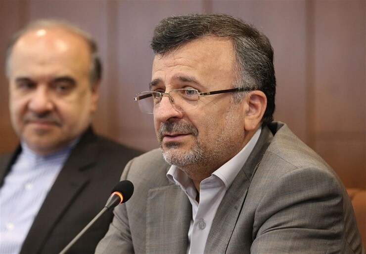 رئیس فدراسیون والیبال می گوید رقم قراردادی که از آلکنو اعلام شده واقعیت ندارد.