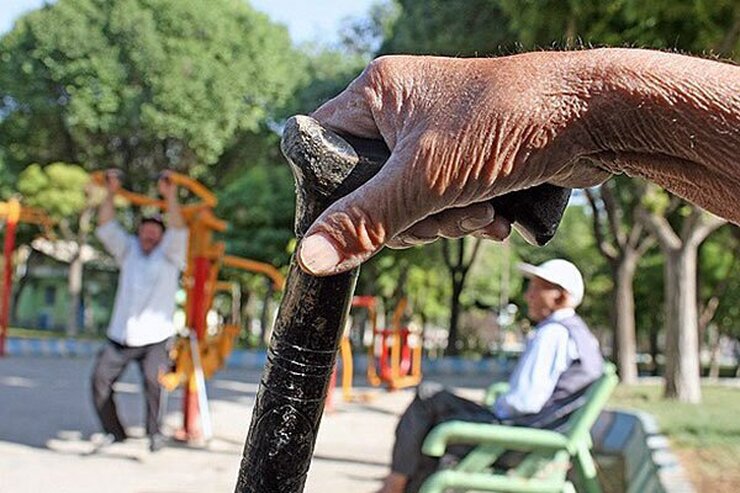 دانشمندان به یک دلیل احتمالی پی برده اند که چرا مردان در سنین پایین تر از زنان فوت می کنند.