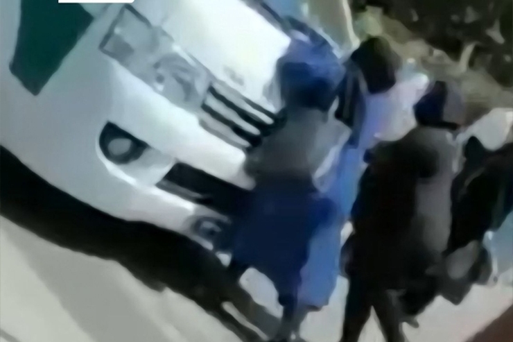 با سرتیم گشت انتظامی به دلیل برخورد خارج از ضوابط یکی از ‌گشت های‌ پلیس با‌ یکی از شهروندان برخوردانضباطی شد.