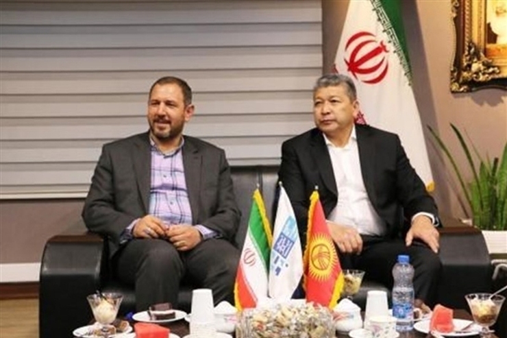 سخنگوی شورای اسلامی شهر مشهد مقدس گفت: مدیریت شهری مشهد مقدس آماده تقویت دیپلماسی شهری و تبادل تجربیات و انتقال توانمندی‌های فنی مهندسی با کشور قرقیزستان است و می‌توانیم در این زمینه، همکاری‌های جدیدی را شکل دهیم.