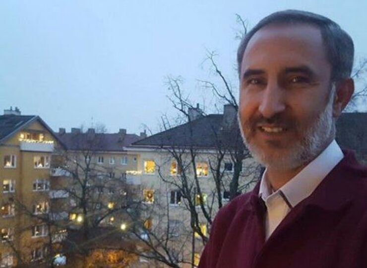 حمید نوری، کارمند بازنشسته قوه قضاییه که چند سالی است به اتهامات واهی در سوئد بازداشت است در آخرین تماس خود با خانواده از شرایط سخت خود می‌گوید.