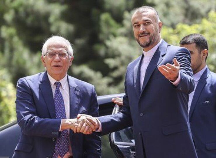وزیر امور خارجه در گزارشی توئیتری درباره دیدار امروزش با بورل نوشت: اگر سایر طرف‌ها اراده لازم را داشته باشند، ایران مصمم به نیل به توافق خوب، قوی و پایدار است.