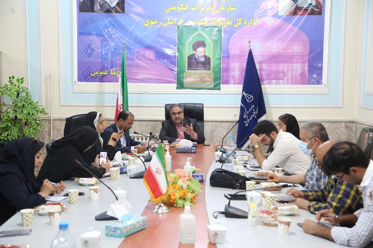 مرتضی مدنی گفت: کالا‌هایی که بدون مجوز افزایش قیمت داشتند باید به قیمت قبل برگردند. نظارت‌ها را از سطح بازار به سطح تولیدکنندگان و مبدأ عرضه هدایت کردیم.