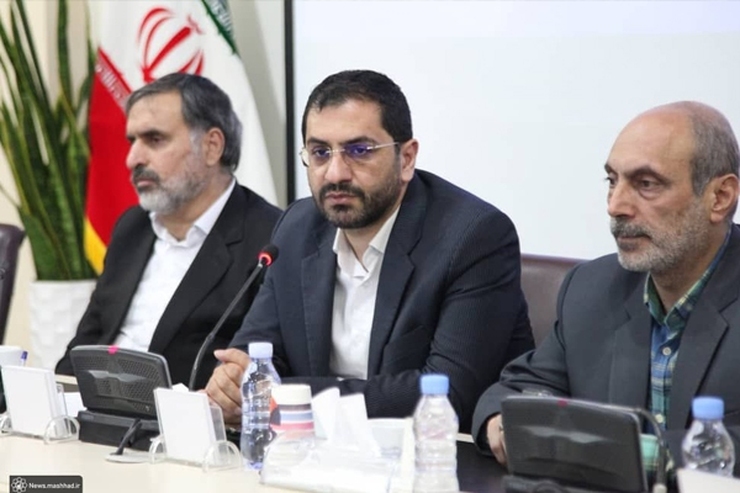 شهردار مشهد با طرح این سوال که چرا سیما و منظر متناسب با هویت شهر وجود ندارد، گفت: یکی از اولویت‌های معاونت شهرسازی، توجه به معماری ایرانی و اسلامی باشد