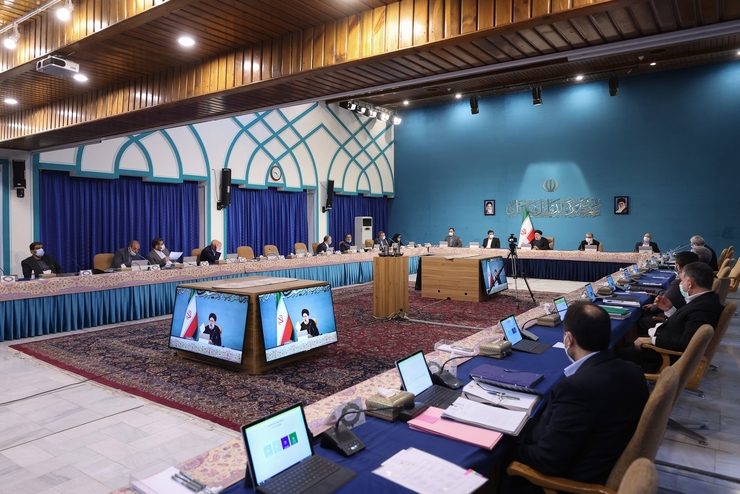 نماینده مردم جیرفت در مجلس گفت: دولت رئیسی باید برای برون‌رفت از بحران اقتصادی، راهکار عملی به مردم و نمایندگان ملت ارائه دهد، چیزی که به معنای واقعی اجرا شود و مردم نتیجه و اثر آن را در زندگی‌شان لمس کنند.