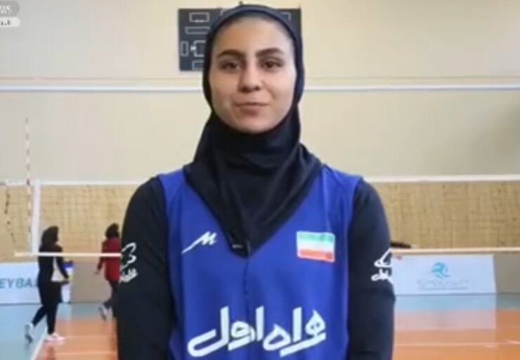 سرعتی‌زن مشهدی تیم ملی والیبال جوانان دختر با بیان این‌که اهداف بزرگی را در مسابقات قهرمانی آسیا ترسیم کردیم، گفت: تمرینات خوبی را پشت سرگذاشتیم و امیدوارم نمایش مناسبی در آسیا داشته باشیم.