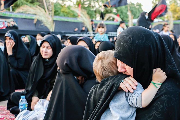 اجتماع باشکوه «لبیک یا حسین (ع)» در شهرک شهید‌رجایی مشهد برگزار شد