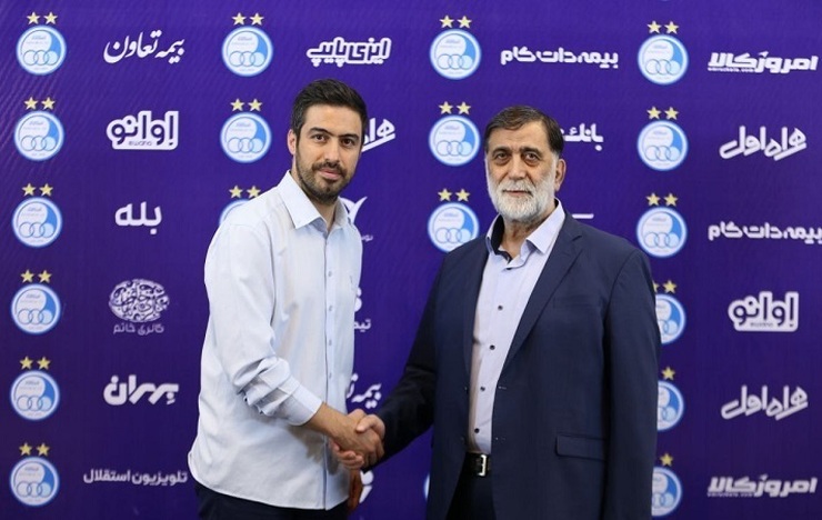 انتقاد‌های پیشکسوتان باشگاه استقلال به حضور خسرو حیدری روی نیمکت استقلال همچنان ادامه دارد. به تازگی علی چینی دستیار سابق منصوریان نیز از حضور حیدری انتقاد کرده است.