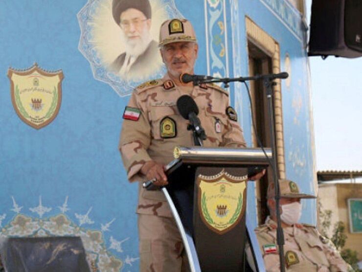 فرمانده مرزبانی فراجا گفت: مرزبانان کشور اجازه ورود هیچ گروه مسلحی را به داخل کشور نمی‌دهند.