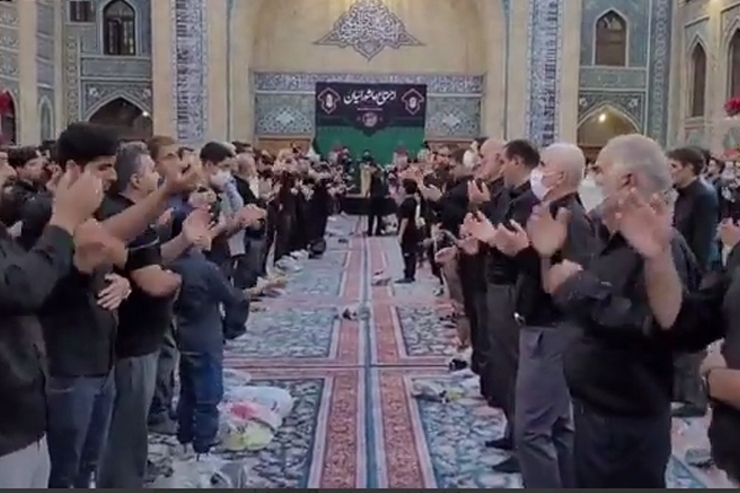 اجتماع عظیم عاشورائیان عصر امروز در حرم مطهر رضوی برگزار شد.