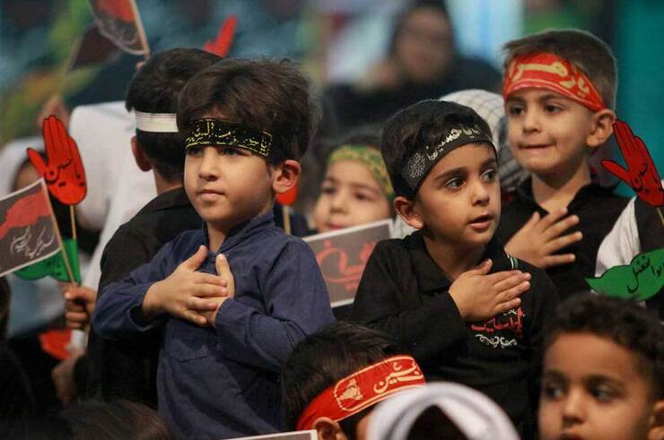برای اینکه بتوانیم خاطرات  ایام محرم را در ذهن بچه‌های‌مان ماندنی‌تر کنیم، چه کار‌هایی باید انجام دهیم.