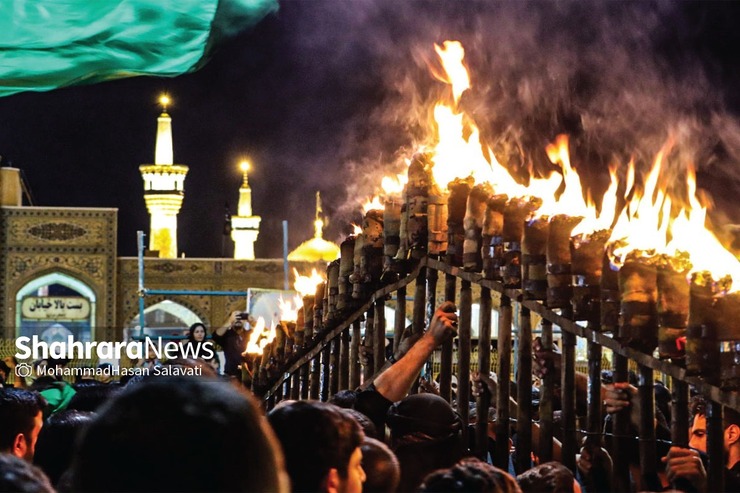 با‌توجه‌به اهمیت اقتصاد زیارت برای مشهد، کارشناسان اقتصادی و فعالان بخش خدمات‌دهی به زائران معتقدند که می‌توان از برگزاری آیین‌ها و مراسم متنوع عزاداری در مشهد برای جذب و ماندگاری بیشتر زائران داخلی و خارجی استفاده کرد.