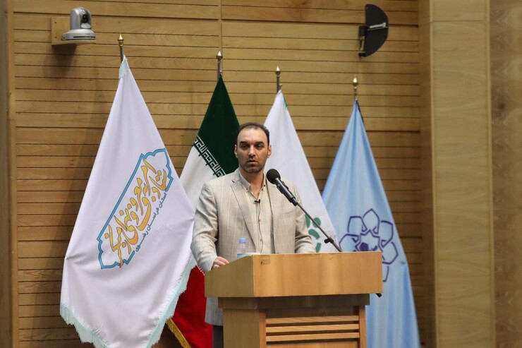 دبیر ستاد امر به معروف و نهی از منکر خراسان رضوی گفت: گشت ارشاد ارتباطی به ستاد امر به معروف و نهی از منکر ندارد و در حوزه جرائم آشکار اتفاق می‌افتاد. مقوله حجاب بعد قانونی دارد. هرکسی از این قانون تخطی کند، نیروی انتظامی مطابق وظایفش با گشت ارشاد با آن مقابله می‌کند که یک امر طبیعی است.