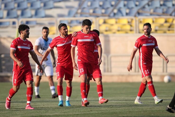 شماره برخی از بازیکنان پرسپولیس عجیب بوده و جای سوال دارد.