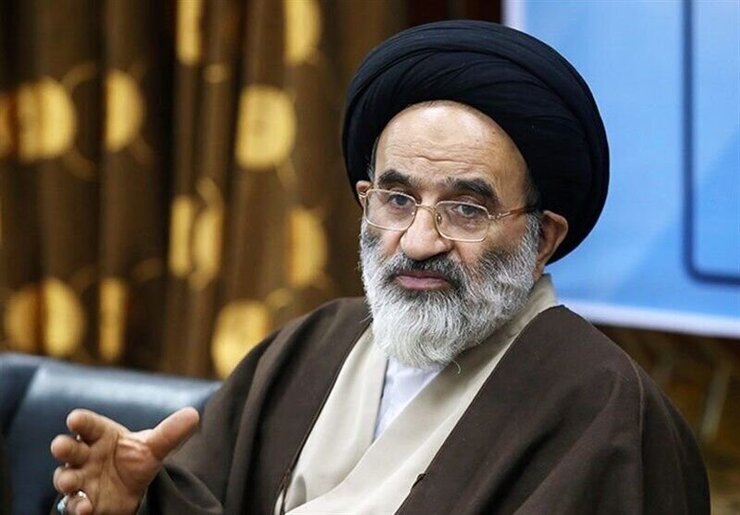 نماینده مردم تهران در مجلس گفت: گروهی ۱۰ الی ۲۰ نفره در ۲۴ ساعت با معاملات صوری و جهت‌دار بازار مسکن را ملتهب کرده‌اند لذا از وزارت اطلاعات می‌خواهیم ریشه این توطئه را کشف کند.