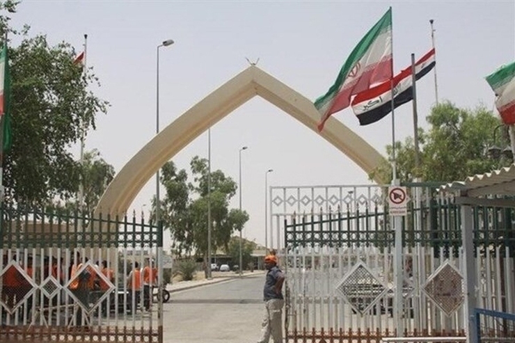 سرپرست فرمانداری قصرشیرین گفت: مرز رسمی خسروی از امروز ۲۳ مردادماه به صورت روزانه از ساعت ۷ صبح تا ۱۷ بعد از ظهر پذیرای زائران عتبات عالیات و اربعین حسینی برای عزیمت به کشور عراق است.