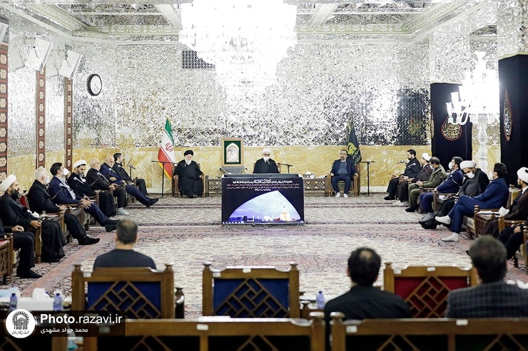 در روز‌های پایانی ماه صفر امسال مشهد میزبان میلیون‌ها نفر از عاشقان و دلدادگان شمس‌الشموس (ع) خواهد بود. این موضوع سبب شده است که مسئولان استانی از حالا با توجه به حضور این جمعیت میلیونی در مشهدالرضا (ع) بر لزوم استفاده از ظرفیت‌های ملی برای بهبود خدمات‌رسانی به زائران بگویند و بر ضرورت استفاده از ظرفیت‌های مردمی برای اسکان زائران تأکید کنند.