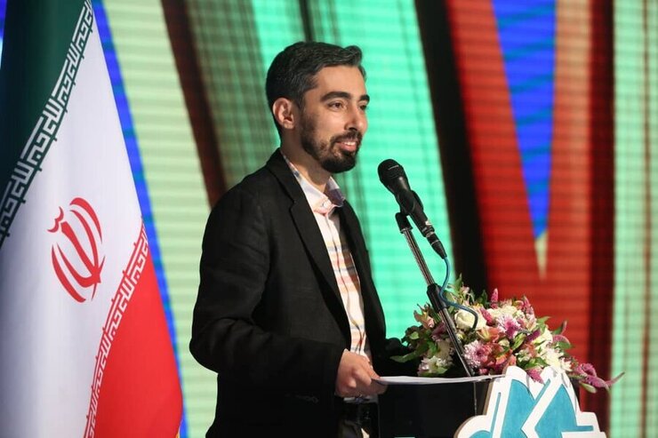 نشست صمیمانه مهدی رمضانی، دبیرکل نهاد کتابخانه‌های عمومی کشور، با خبرنگاران یکشنبه (۲۳ مرداد ماه) در سالن اجتماعات کتابخانه پارک شهر برگزار شد.