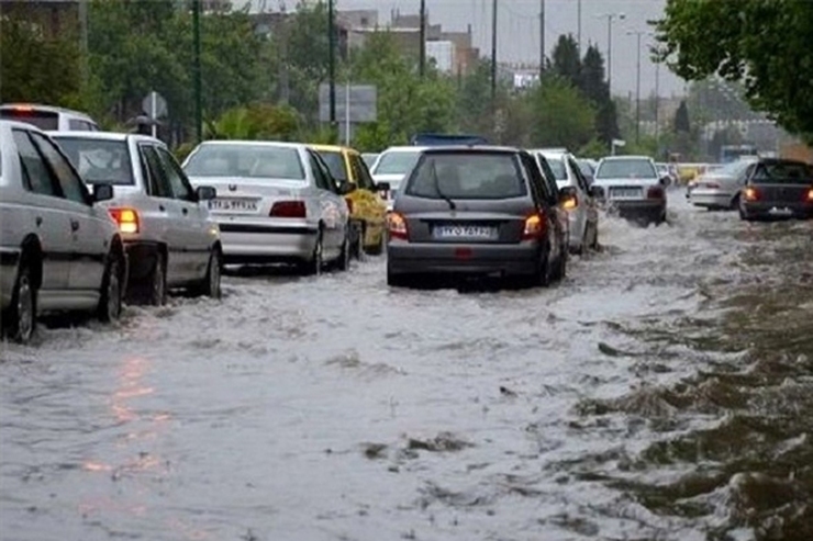 سازمان هواشناسی با هشدار نسبت به سیلاب ناگهانی در استان‌های جنوبی کشور از افزایش آلودگی هوا در جنوب‌غرب و غرب طی ۳ روز آینده خبر داد.