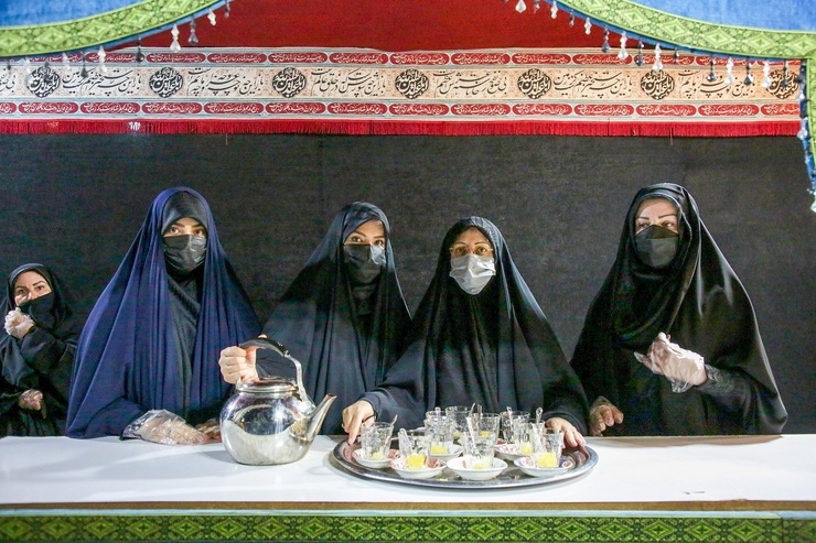 می‌خواهم شما را مهمان کنم به آشنایی با چند روایت از مراسم عزاداری که زنان در آن نقش اساسی داشتند.
