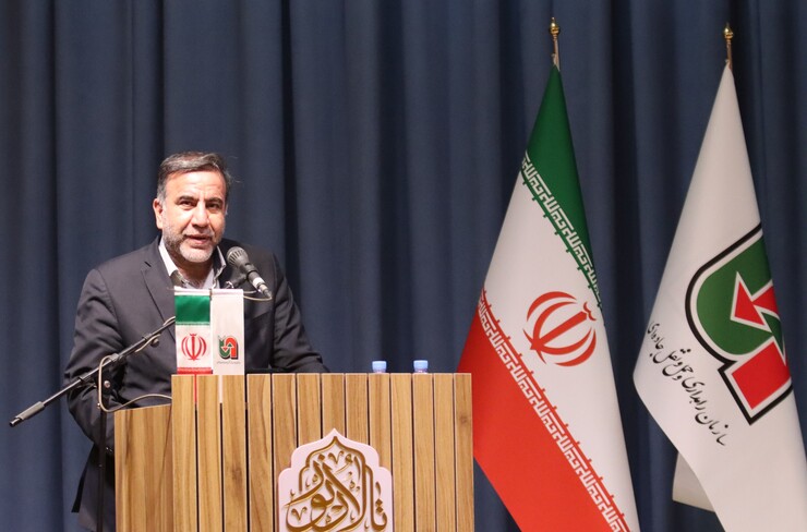 داریوش امانی در مشهد گفت: وقتی گفته می‌شود ۸۵ درصد حمل و نقل کشور روی جاده است یعنی باید سهم‌مان به اندازه هزینه‌های جاده‌ای اختصاص یابد. سال گذشنه ۱۰۲ میلیون مسافر در کشور جابه جا کردیم.