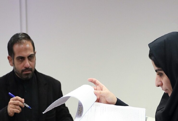 رئیس شعبه ۲۶ دادگاه انقلاب اسلامی تهران گفت: جلسه تفهیم اتهام «سپیده رشنو»، با توجه به کیفرخواست صادره و ارجاع پرونده به این شعبه، برگزار و کیفرخواست متهم به وی ابلاغ شد.