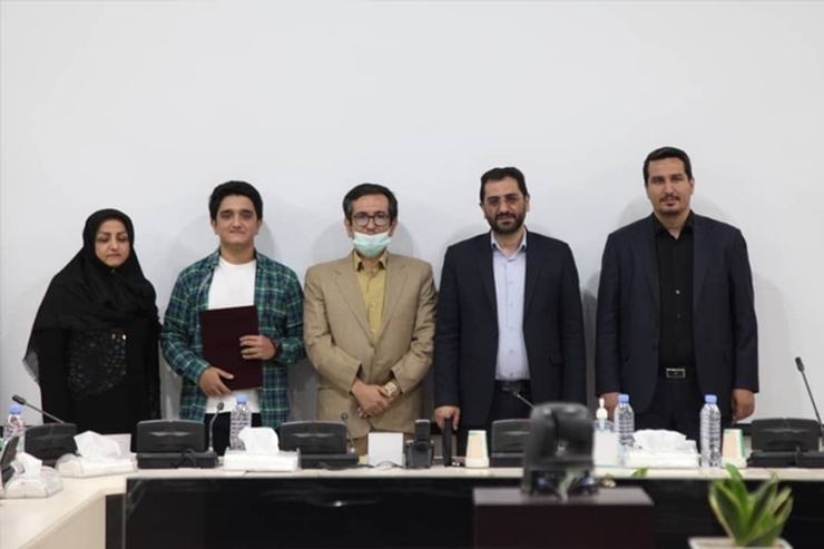 شهردار مشهد گفت: دو رمز اصلی موفقیت شما رتبه‌‌های برتر کنکور توکل و تلاش است و شما سفیر امام رضا(ع) هستید.