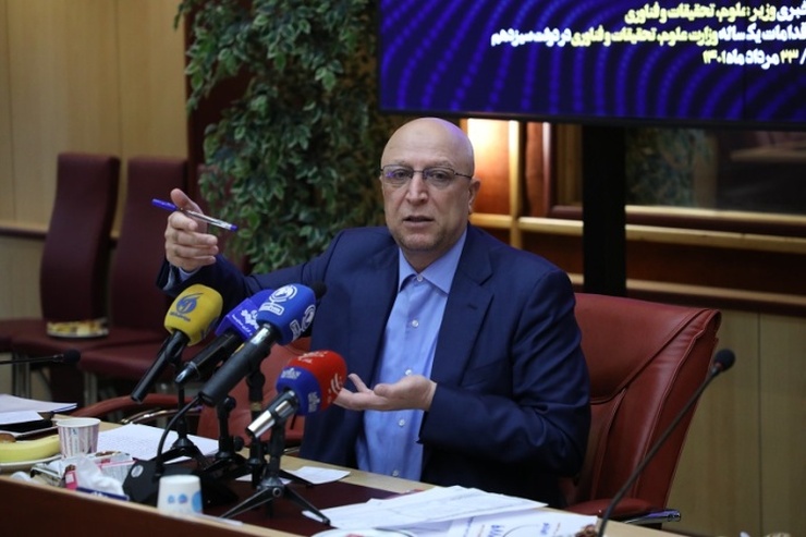 وزیر علوم گفت: آموزش‌ها در سال تحصیلی جدید حضوری خواهد بود، ولی آموزش مجازی کنار گذاشته نمی‌شود.
