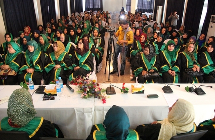 یک قاضی زن ارشد سابق افغانستان که به همراه پسرش از دست طالبان مخفی شده است، پس از رد درخواستش برای ورود به انگلیس، درخواستی برای تجدیدنظر به وزارت کشور انگلیس ارائه کرد.