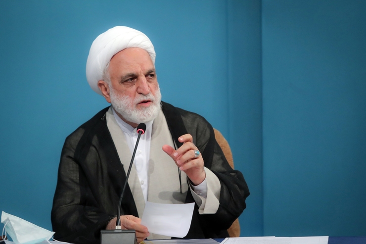 رئیس قوه قضاییه در پی گزارش تحقیق و تفحص مجلس از فولادمبارکه گفت: تا شب گذشته که در خصوص گزارش اخیر تحقیق و تفحص مجلس پیگیری می‌کردم، این گزارش هنوز به قوه قضاییه واصل نشده است.