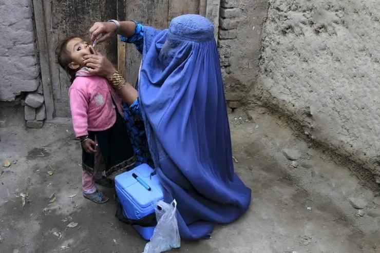 ۶میلیون و ۷۰۰هزار کودک افغانستان واکسن فلج اطفال دریافت می‌کنند