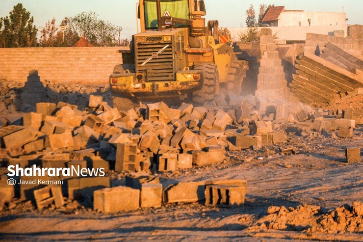 فرمانده یگان حفاظت سازمان ملی زمین و مسکن خراسان‌رضوی گفت: در چهار ماه نخست امسال، ۴ میلیون‌و ۹۴۶ هزارو ۶۳۸ مترمربع از زمین‌های ملی رفع تصرف و خلع‌ید شده است.
