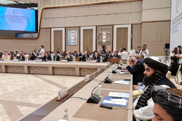 وزیر امور خارجه‌ طالبان که در نشست تاشکند حضور دارد، گفت: در روزهای تصرف کابل ۱۸۰۰ داعشی با تسلط طالبان بر کابل از زندان‌های بگرام و پلچرخی آزاد شدند.