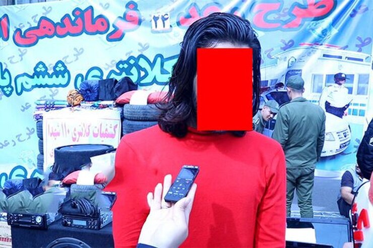 موی بلند، کار دست سارق موبایل قاپ بانوان داد و توسط ماموران نیروی انتظامی بازداشت شد