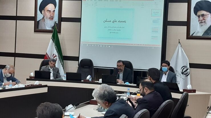 استاندار خراسان رضوی گفت: فاصله معناداری بین تعدادی که درخواست تسهیلات دادند با آنچه تاکنون به متقاضیان پرداخت شده است، وجود دارد و بانک‌ها باید در این بخش در امور تسریع داشته باشند.